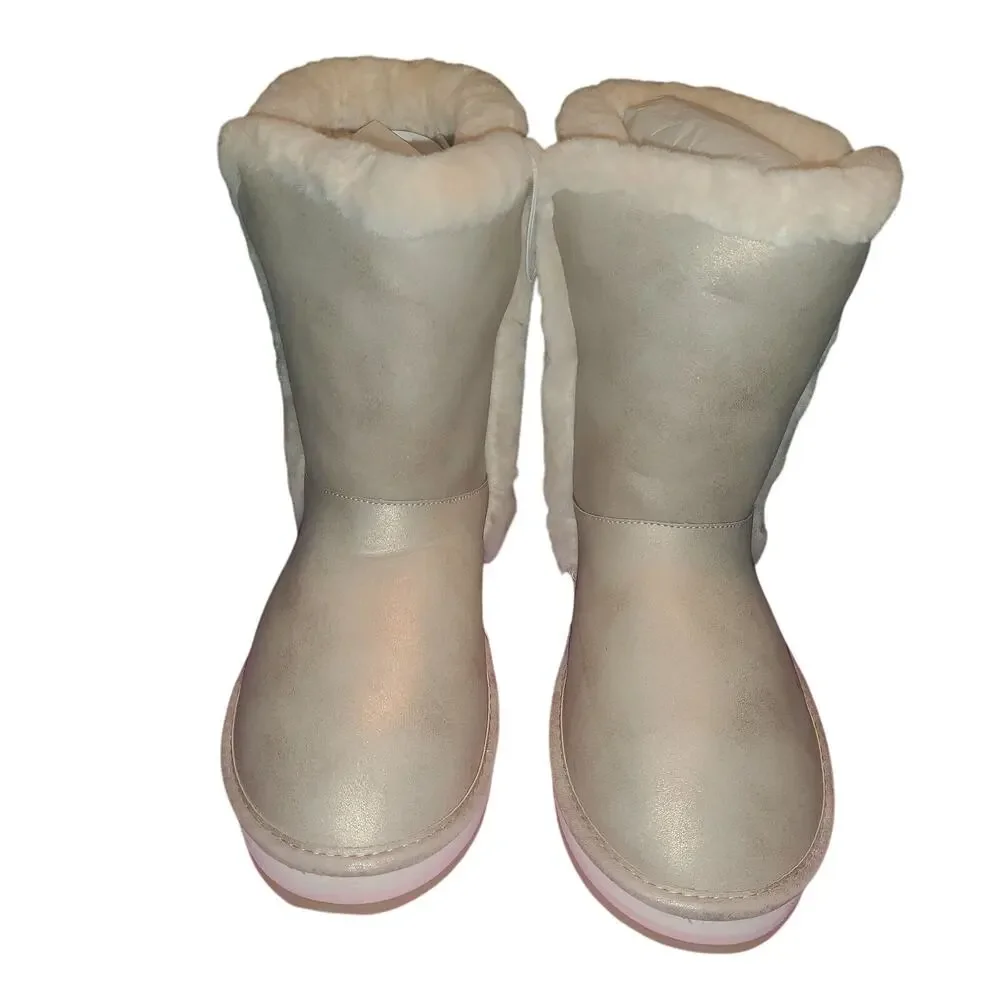 NEW in Box Sugar Big Girls Size 5 Milhoja Sueded Faux Fur Cozy Boots Gold Rose